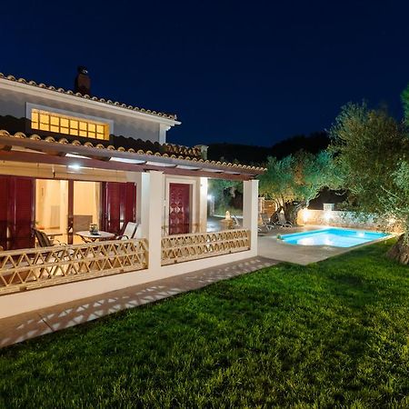 Evalexia Villa - Luxury Villa With Private Pool Near Laganas Perfect For Groups By Villa Mana Gers Kalamaki  Exterior photo