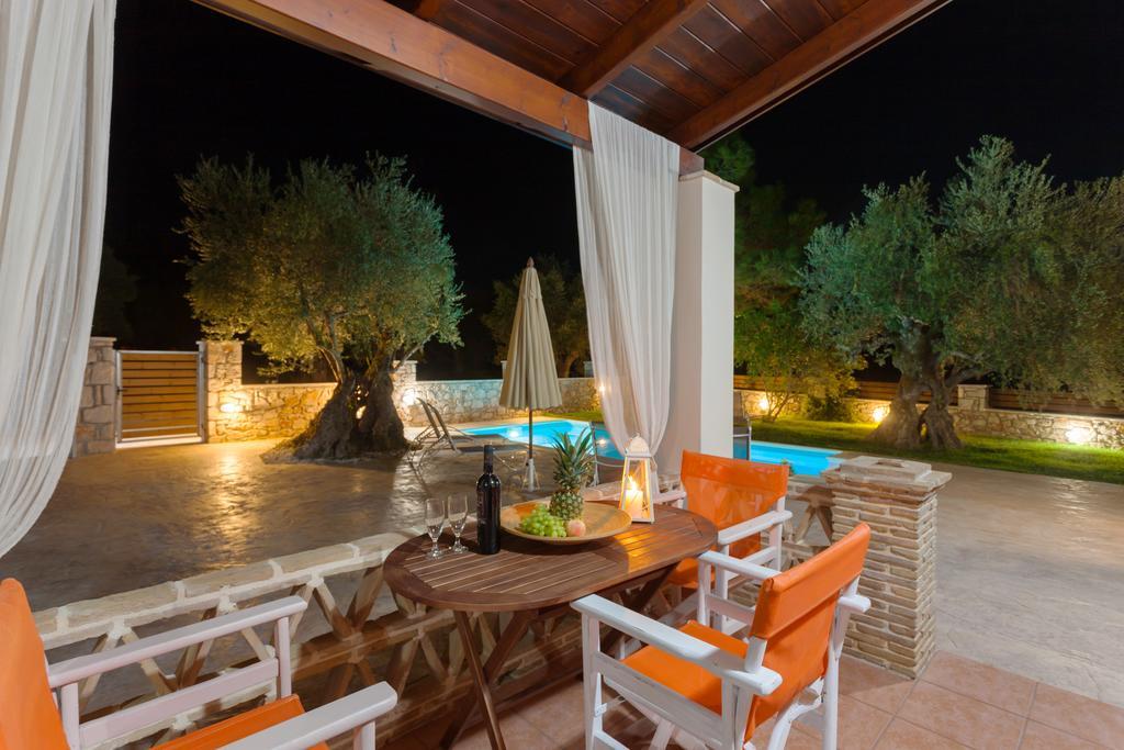 Evalexia Villa - Luxury Villa With Private Pool Near Laganas Perfect For Groups By Villa Mana Gers Kalamaki  Exterior photo