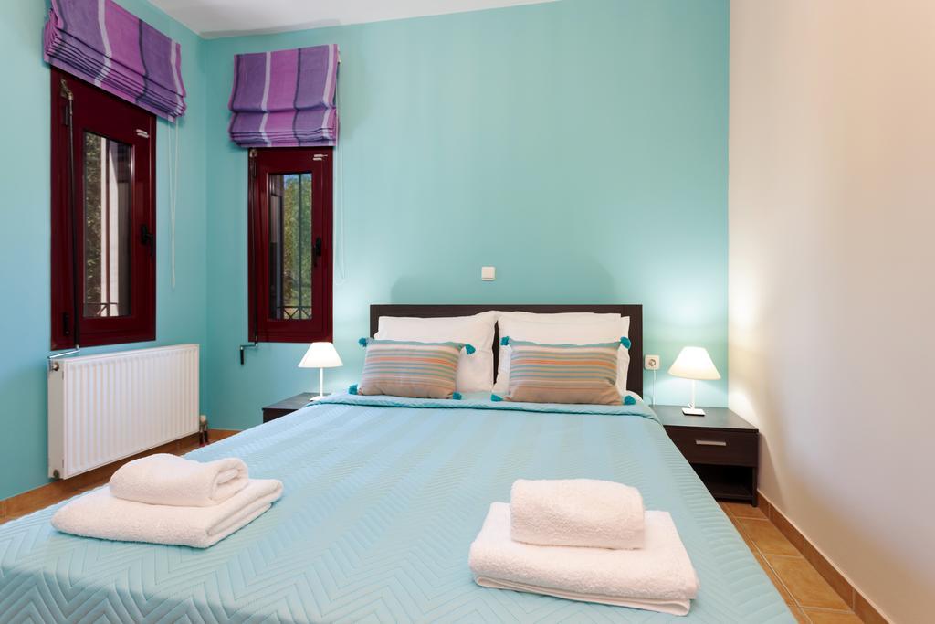 Evalexia Villa - Luxury Villa With Private Pool Near Laganas Perfect For Groups By Villa Mana Gers Kalamaki  Exterior photo