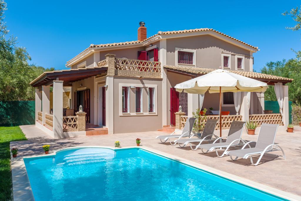 Evalexia Villa - Luxury Villa With Private Pool Near Laganas Perfect For Groups By Villa Mana Gers Kalamaki  Exterior photo