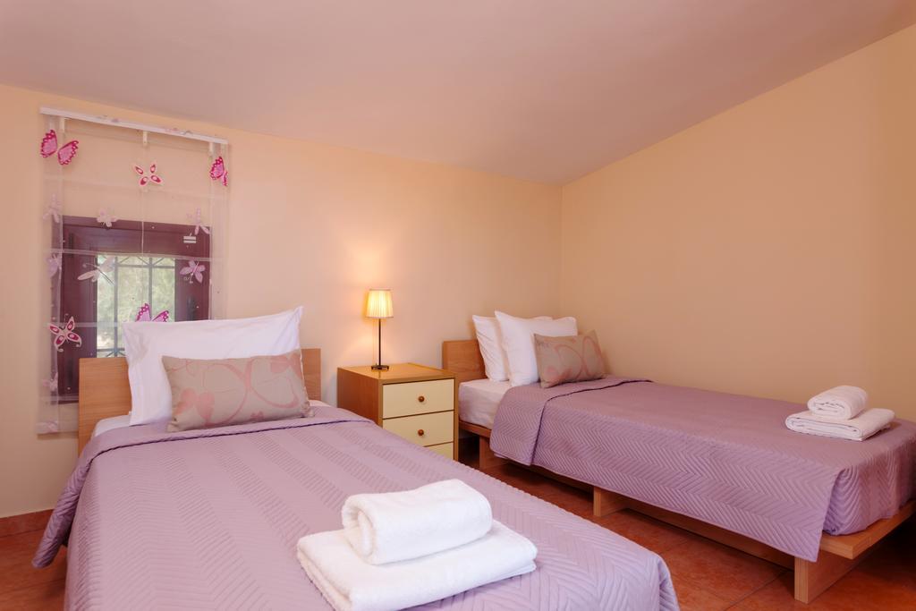 Evalexia Villa - Luxury Villa With Private Pool Near Laganas Perfect For Groups By Villa Mana Gers Kalamaki  Exterior photo